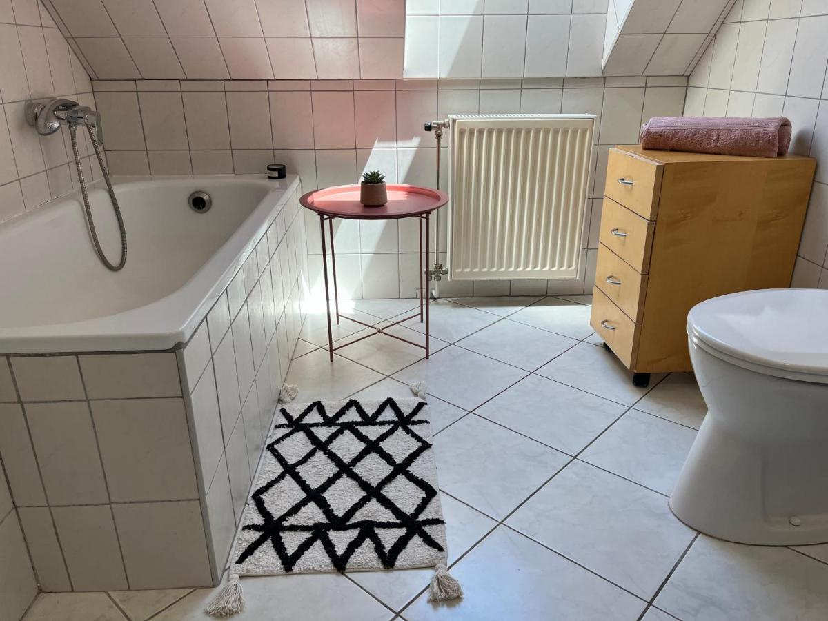 Appartamento Studio Loft Pécs Esterno foto